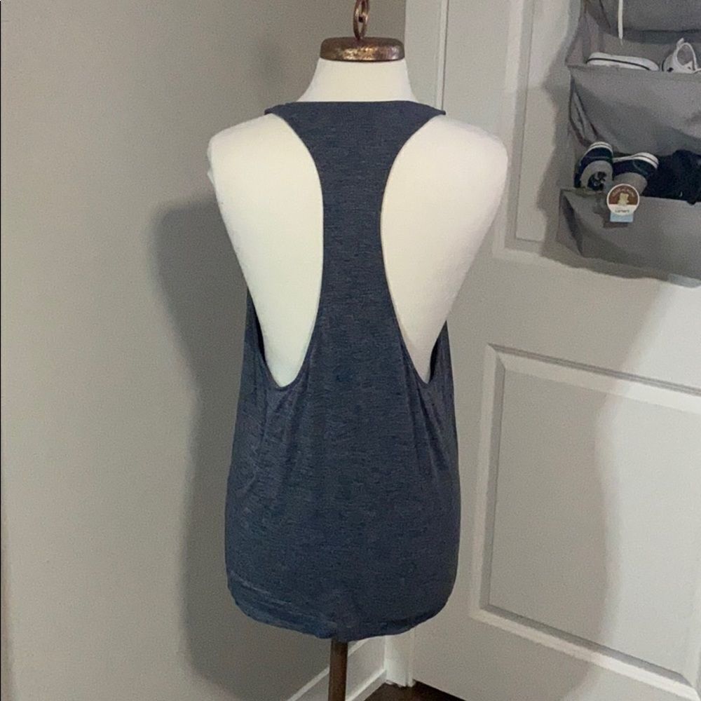 Athleta‎ workout tank top size M in EUC grey - Picture 5 of 7
